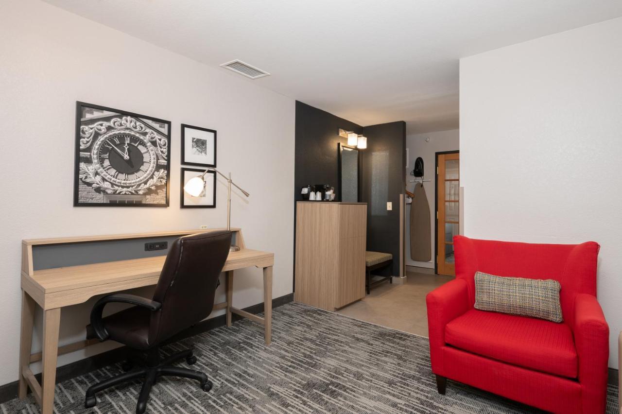 Country Inn & Suites By Radisson, Bloomington-Normal Airport, Il ภายนอก รูปภาพ