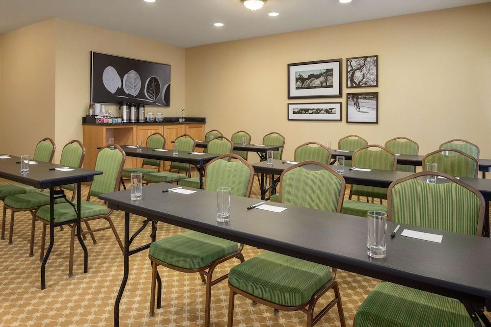 Country Inn & Suites By Radisson, Bloomington-Normal Airport, Il ภายนอก รูปภาพ