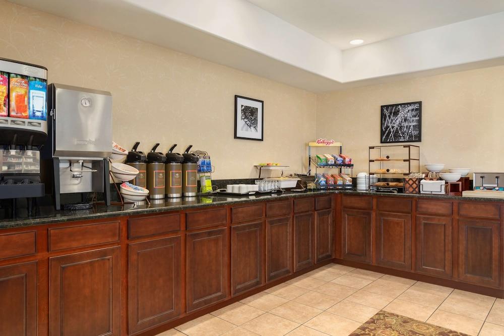 Country Inn & Suites By Radisson, Bloomington-Normal Airport, Il ภายนอก รูปภาพ