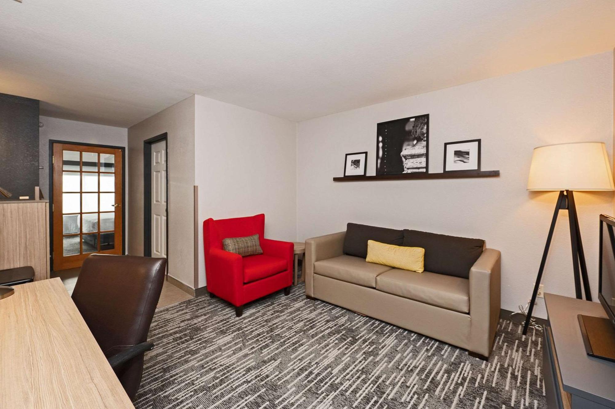 Country Inn & Suites By Radisson, Bloomington-Normal Airport, Il ภายนอก รูปภาพ