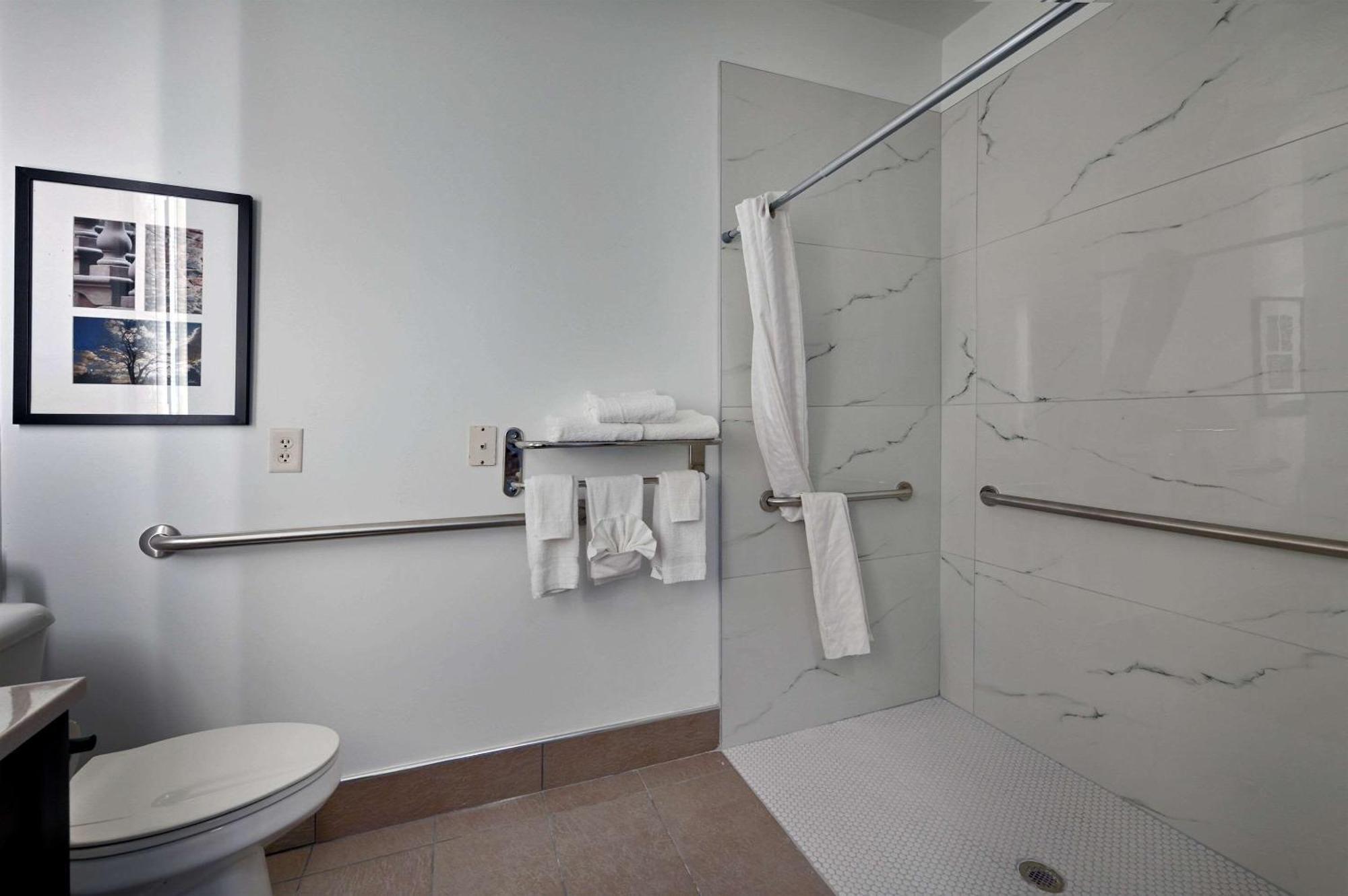 Country Inn & Suites By Radisson, Bloomington-Normal Airport, Il ภายนอก รูปภาพ